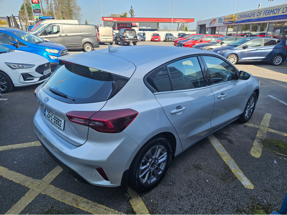 2025 Ford Focus TITANIUM 5DR 1.0T 125 MHE €29,000