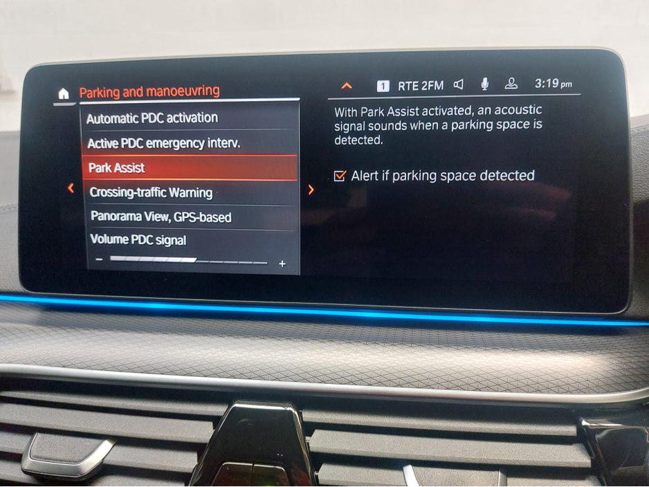 2021 BMW 5 Series 212 545 XDRIVE M SPORT PRO (MASSIVE SPEC )VISIBILITY PACKAGE WITH LASER LIGHTS  - DRIVER ASSIST PROF PACK- PARK ASSIST PROF PACK-  TECH PLUS PACKAGE - HEADS UP- HARMON KARDON - ACTIVE CRUISE CONTROL