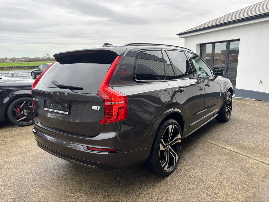 2023 Volvo XC90 RECHARGE T8 ULTIMATE DARK AWD €67,900