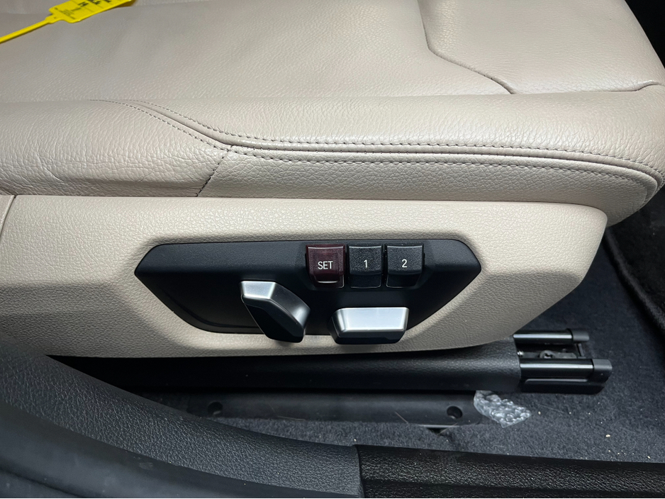 2019 BMW 1 Series €18950! 2019 BMW 1 SERIES 118D AUTOMATIC FASHIONISTA 2.0 AUTOMATIC / CRUISE CONTORL / REVERSE CAMERA / ELETRIC MEMORY & HEATED SEATS €18,950