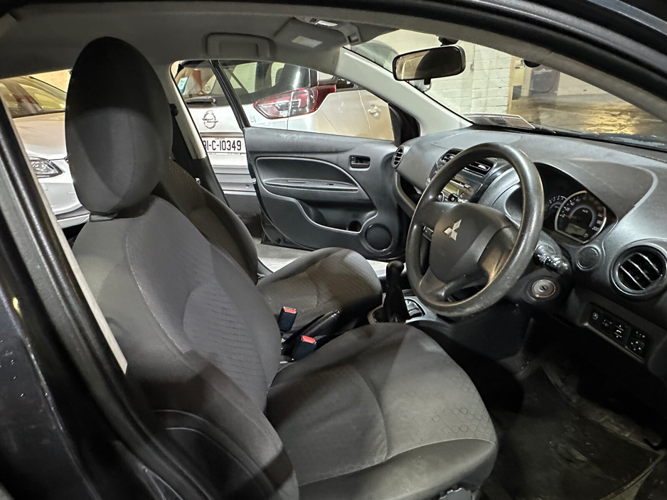 2014 Mitsubishi Space Star 1.0 71PS Invite 5MT AS&G €5,488