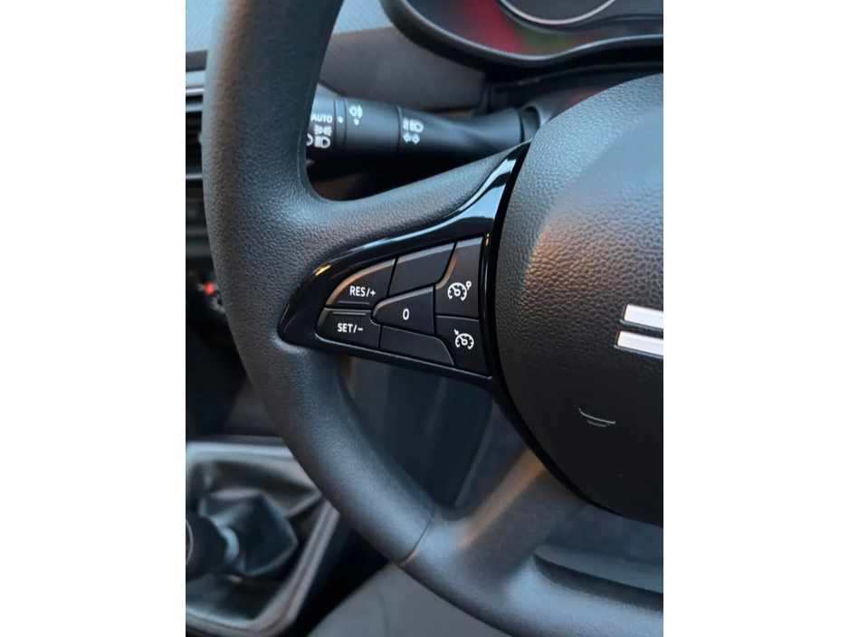 2024 Dacia Sandero TCe 90 Essential €15,500