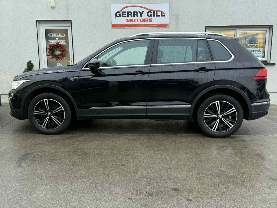 2023 Volkswagen Tiguan LIFE 2.0 TDI MANUAL 6SPEED FWD 122BHP €36,950
