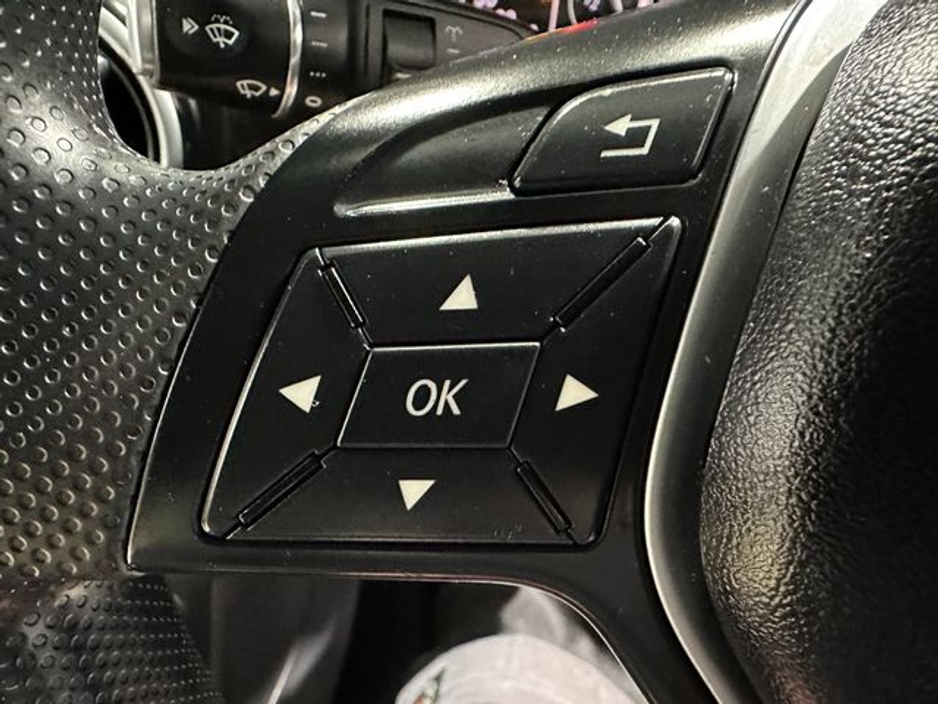 2013 Mercedes-Benz B Class B 180 CDi €10,800