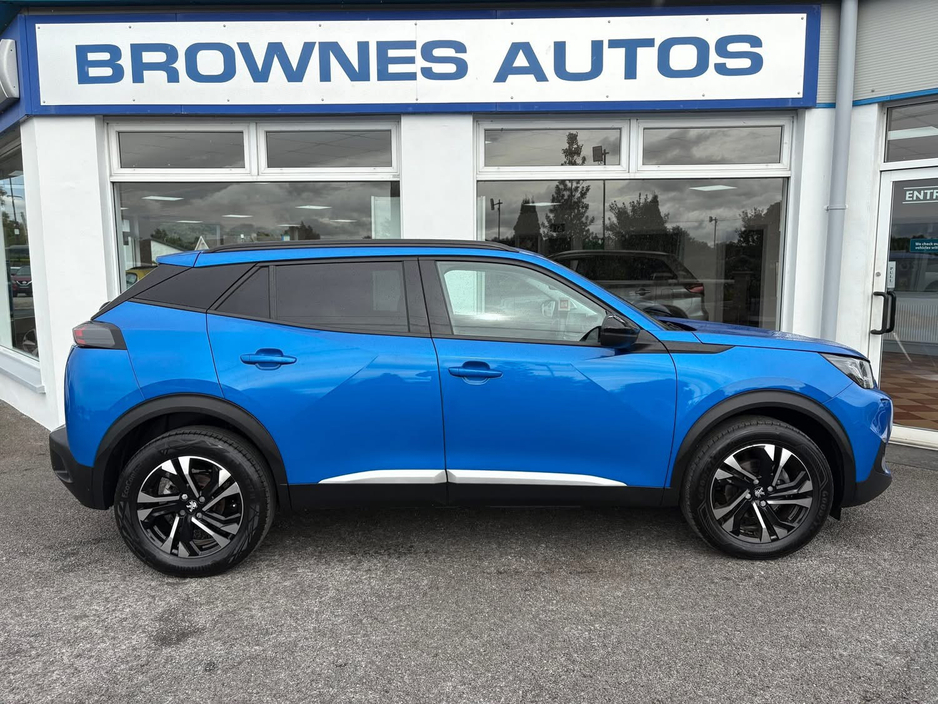 2022 Peugeot 2008 ALLURE PREMIUM + B-H BLUEHDI PLUS S/S €22,999