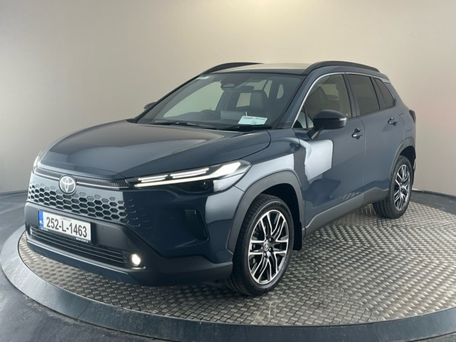 2025 Toyota Corolla Cross HYBRID SOL *New Model* €42,950