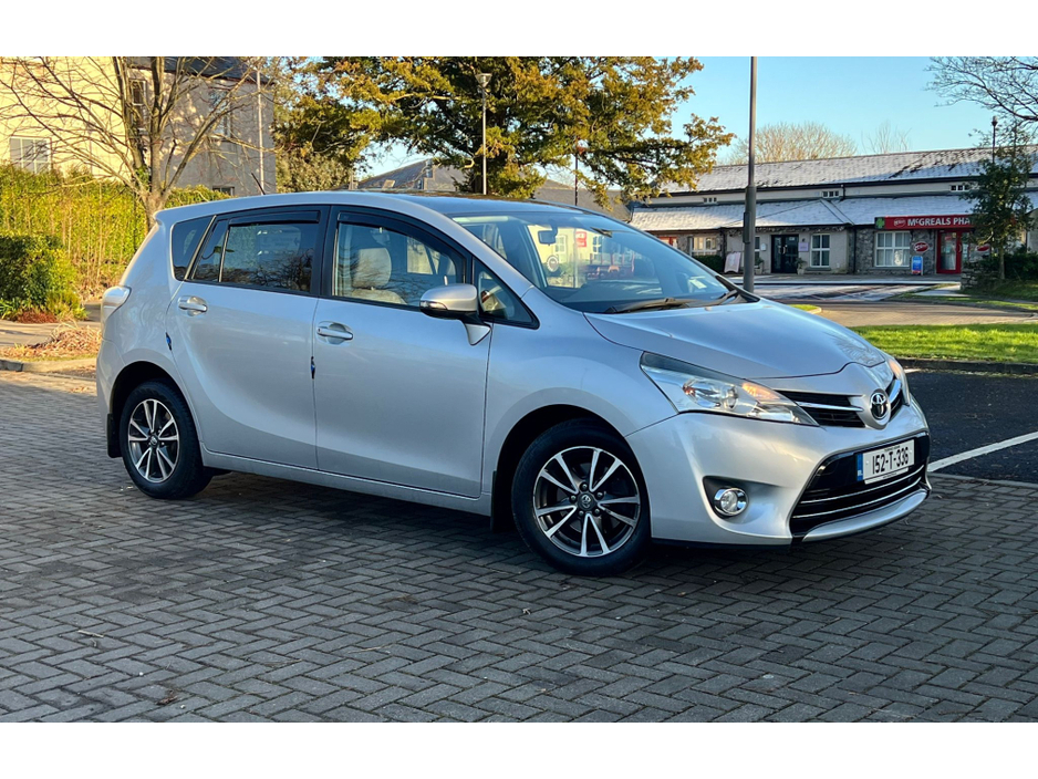 2015 Toyota Verso 1.6 D LUNA SKYVIEW 4DR €6,950