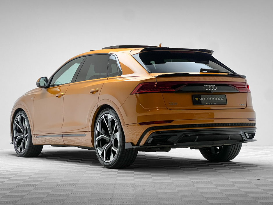 2020 Audi Q8 S LINE 50 TDI 286HP QUATTRO *PAN ROOF* €65,990
