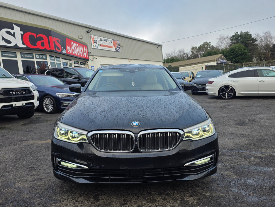 2017 BMW 5 Series ( 172 REG ) 523D LUXURY - CARPLAY NAVIGATION EDITION FULL LEATHER ELECTRIC HEATED SEATS - 360 REVERCE CAMERA - PRIVACY GLASS €24,950