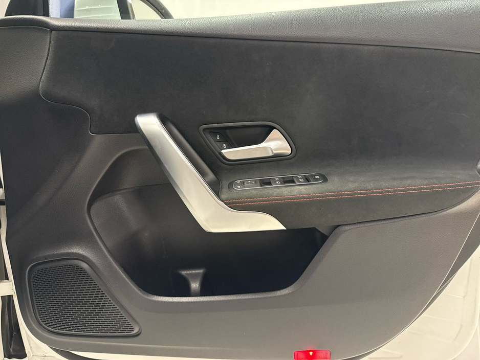 2019 Mercedes-Benz A Class A 180 d AMG LINE A/T | Reversing Camera, Sports seats €25,950