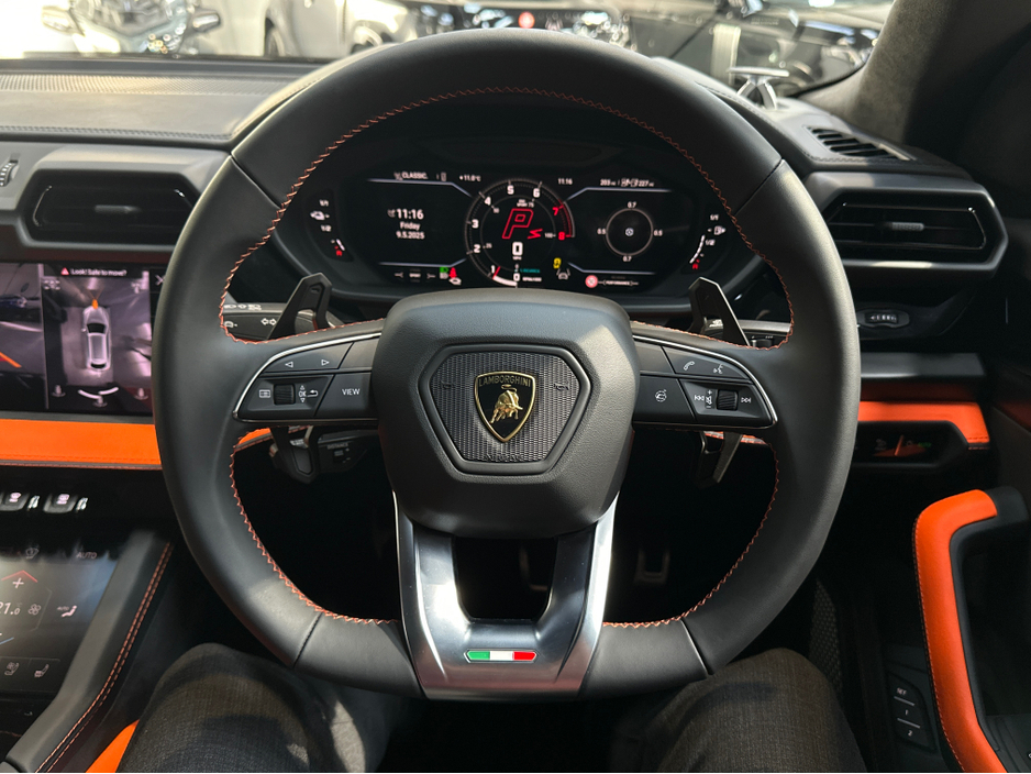 2025 Lamborghini Urus URUS S-E 4X4 V8 TWIN TURBO €359,950