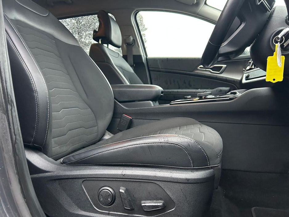 2022 Kia Sportage K3 HEV 5DR Auto, *WARRANTY TILL 2029* *LOW MILES* Lane Departure Warning, Parking Sensors, Reversing Camera, Heated Steering Wheel, €33,900