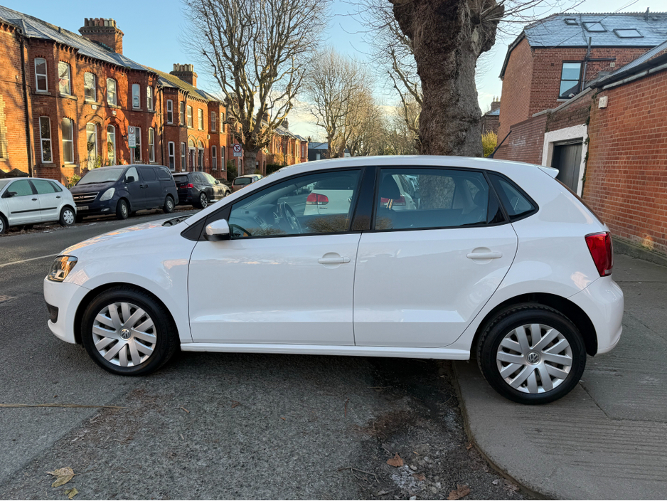 2013 Volkswagen Polo 1.2tsi Automatic, New Nct 11/2026, Tax 09/2026, Apple Car Play, Android Auto, A/C, 5 Door, Ideal Starter Car, Only €200 Road Tax, Service & Warranty Included, SIMI Dealer, €9,950