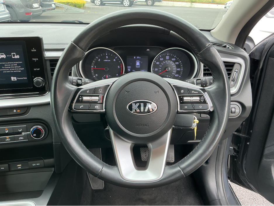 2021 Kia Ceed 2 CRDI ISG MHEV €21,995