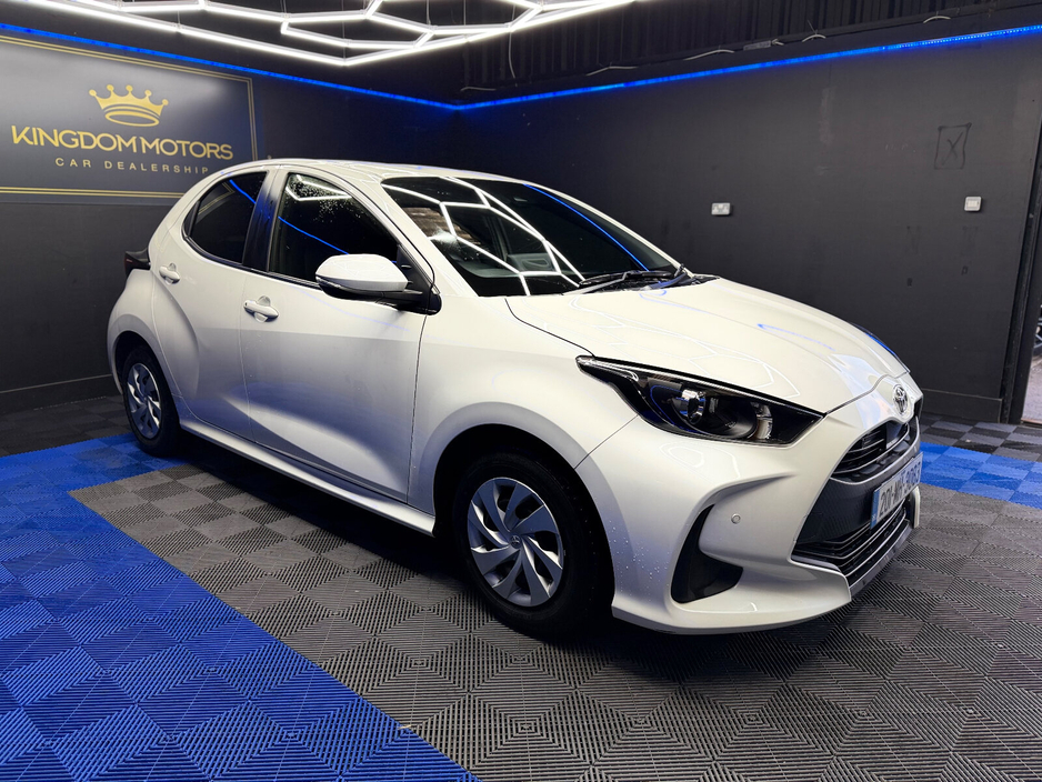 2020 Toyota Yaris 1.0 VVT-i 3Dr Terra €15,900