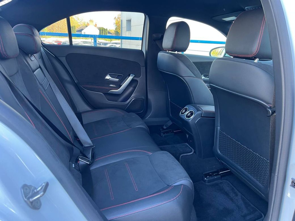 2021 Mercedes-Benz A Class A200d AMG-LINE PREMIUM PLUS // VIRTUAL COCKPIT // LEATHER/ALCANTARA HEATED SEATS // ADAPTIVE CRUISE CONTROL €32,900