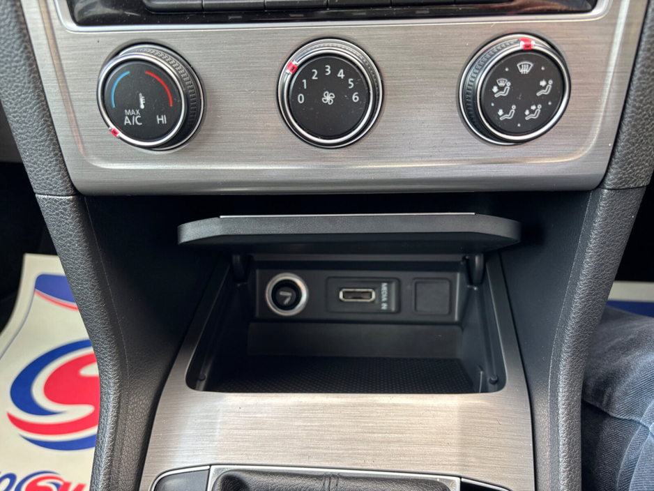 2015 Volkswagen Golf SV 1.6 TDI 110 bhp Comfortline €10,950