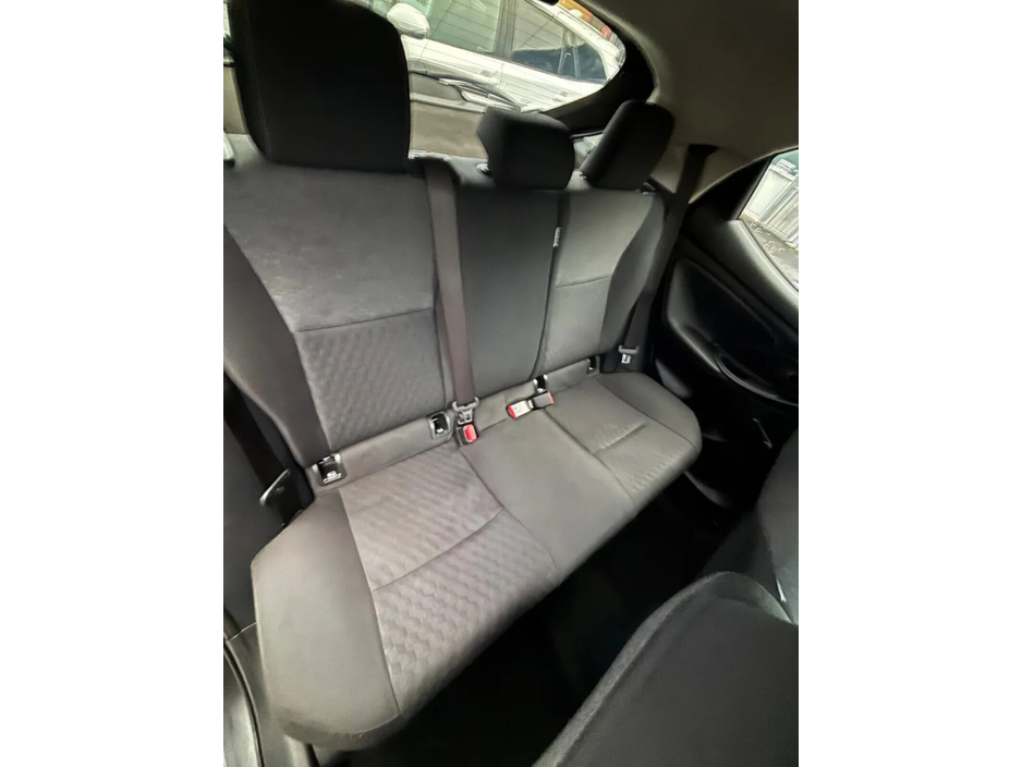 2022 Toyota Yaris 1.5 Hybrid 5Dr Luna €16,000