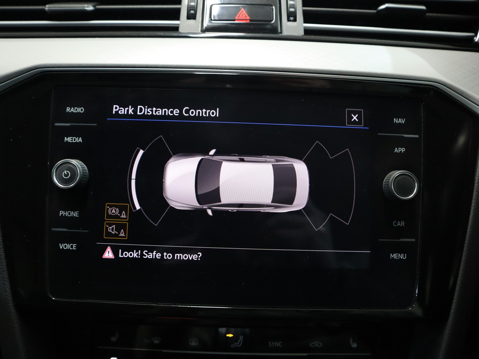 2021 Volkswagen Passat *111* GTE S-A DSG €22,900