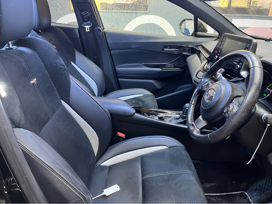 2020 Toyota C-HR €22950 2020 TOYOTA C-HR S GR SPORT 1.8 AUTOMATIC / CRUISE CONTROL / HEATED SEATS / REVERSE CAMERA €22,950