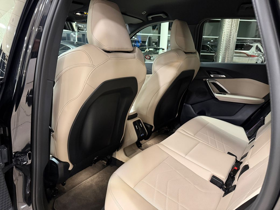2025 BMW X1 25e M-SPORT PRO X-DRIVE=IVORY LEATHER//HUGE SPEC//AS NEW=2 YEAR BMW WARRANTY=TAILORED FINANCE PACKAGES AVAILABLE=TRADE IN'S WELCOME €53,995