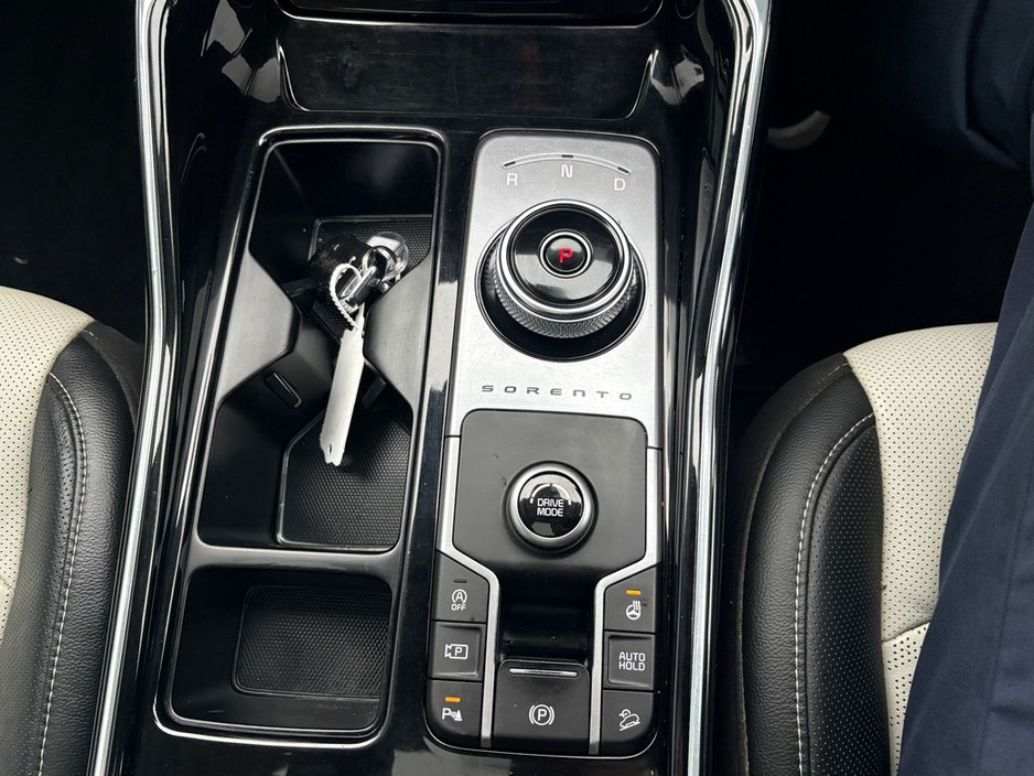 2024 Kia Sorento DSL MY23 SAM 5DR Auto, warranty till 2031, *1 year AA* Heated Front Seats, Stop/Start Button, Bluetooth, Lane Departure Warning, Reversing Camera, €55,900