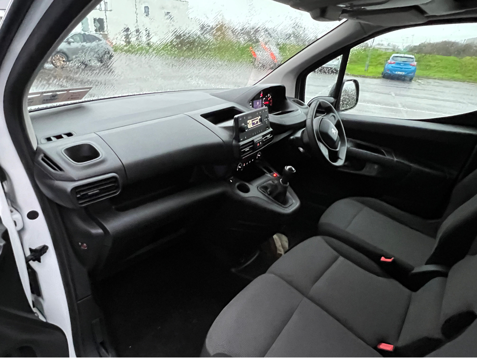 2020 Peugeot Partner 1.5 BLUE HDI 75 PANELL PANELLED 6.2 3 €9,900