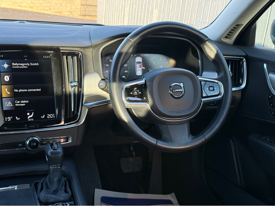 2020 Volvo S90 2020 VOLVO MOMENTUM PLUS  2.0 D4 €31,500