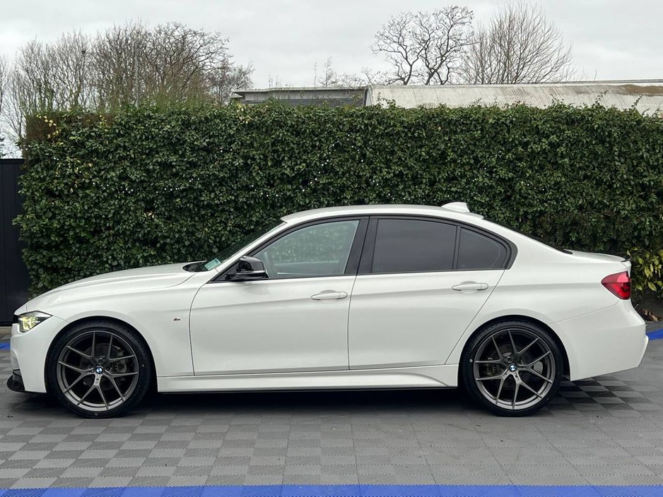 2018 BMW 3 Series 320d M-SPORT COMPETITION // FULL SERVICE HISTORY // LEATHER POWERED HEATED SEATS // DUAL ZONE CLIMATE CONTROL €25,950