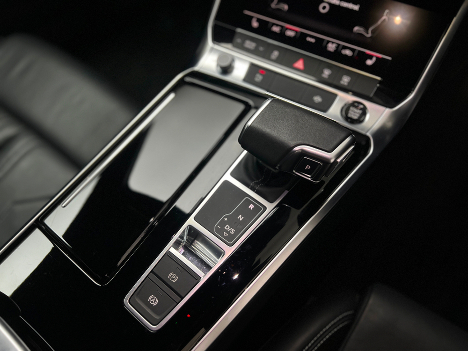 2024 Audi A6 50 TFSI E S LINE BLACK ED QUATTRO €54,990