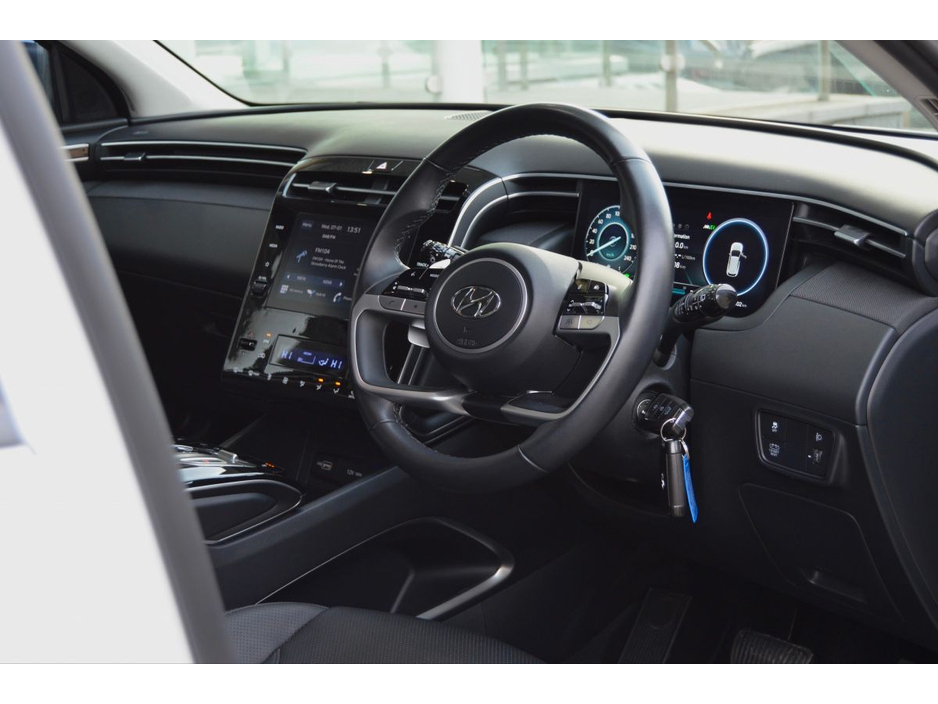 2024 Hyundai Tucson Executive 1.6 HEV Auto, Side Steps €38,995