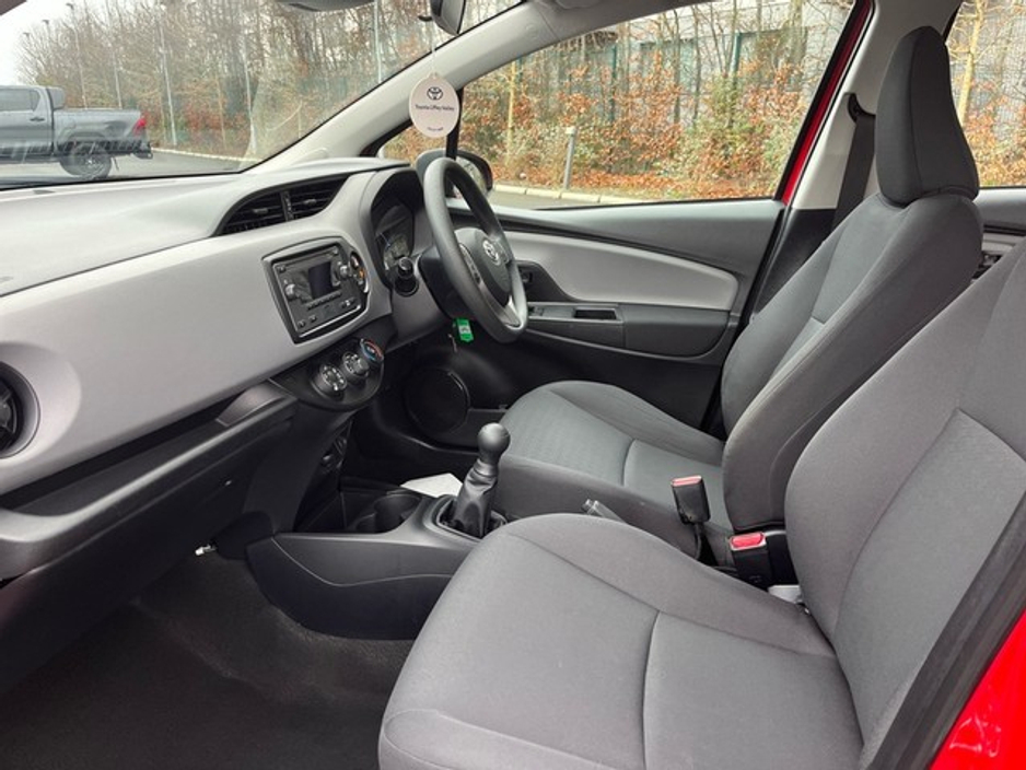 2018 Toyota Yaris 1.0 VVT-I ACTIVE 68BHP 5DR €12,950