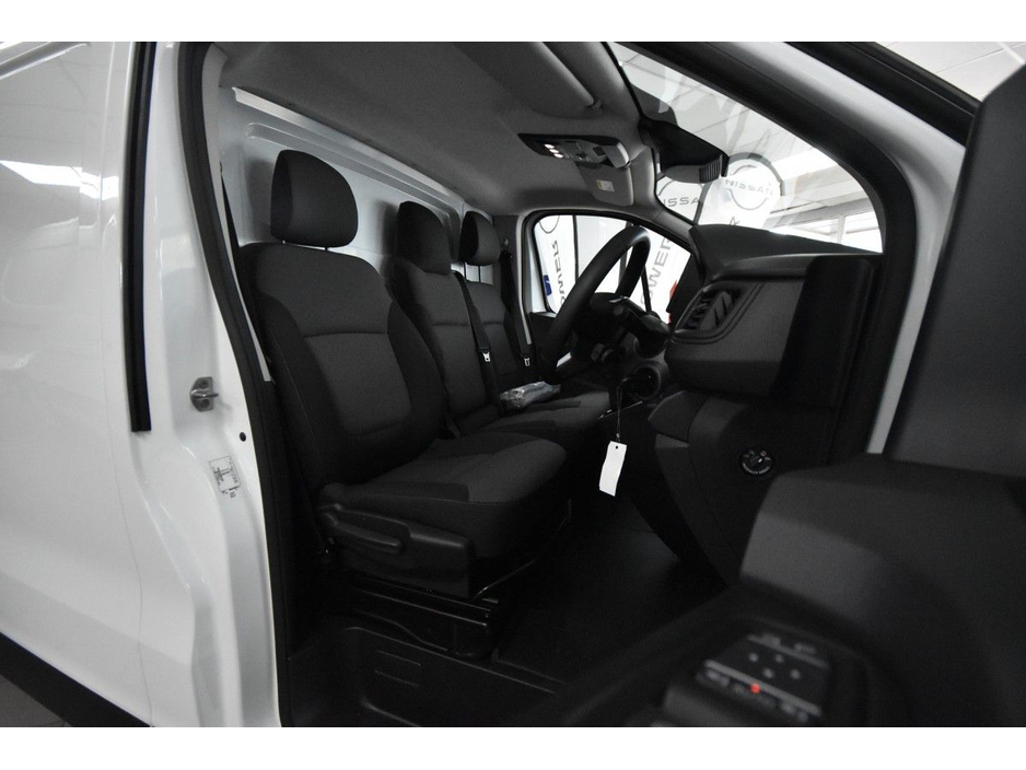 2025 Nissan Primastar SAVE €6,275. Demo. 0 mileage. Premium model 130hp €26,850