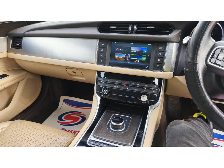 2016 Jaguar XF 2.0 D RWD PRESTIGE AUTO AA Approved 1 Year Warranty €14,950
