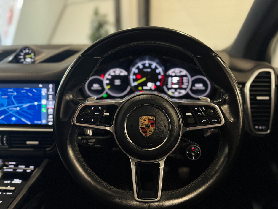 2019 Porsche Cayenne V6 E-HYBRID AUTO €59,899