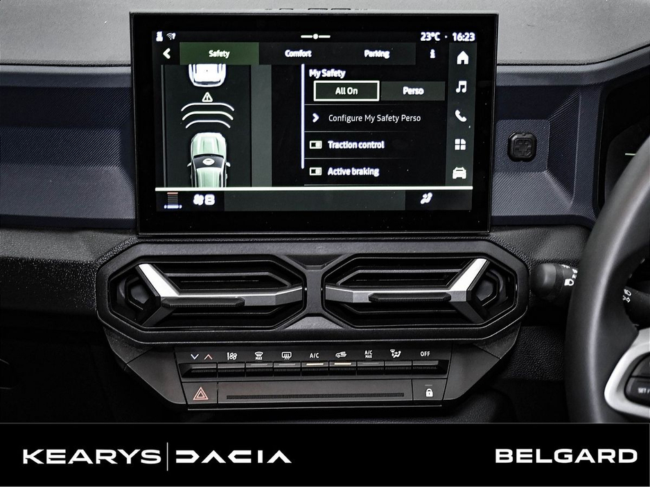 2025 Dacia Duster TCe 130 Expression €33,900