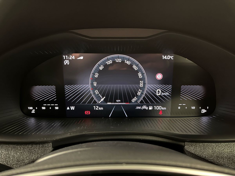 2025 Skoda Kamiq Selection 1.0TSI 115BHP - Reversing Camera - Climate Control - Cruise Control - Auto Lights/Wipers - Apple CarPlay/Android Auto €29,950