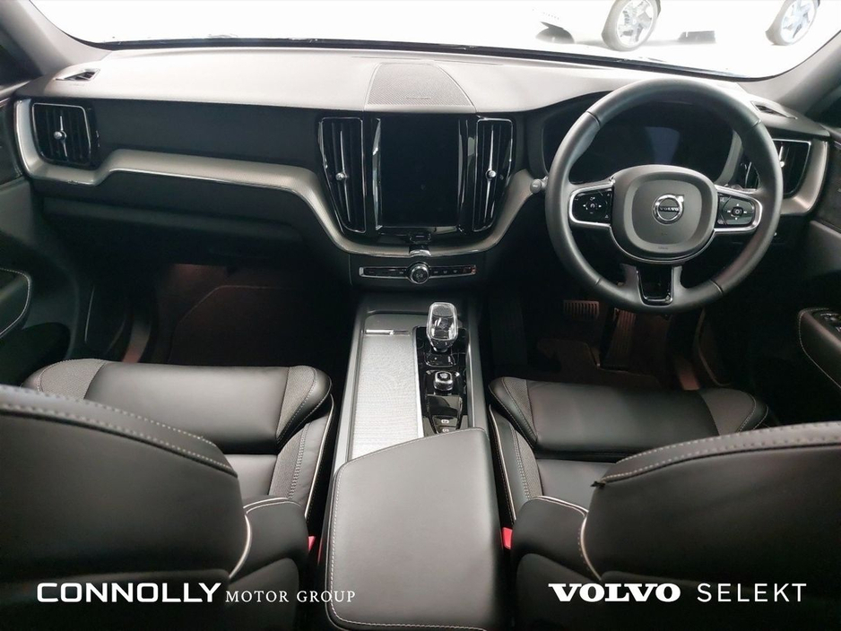 2025 Volvo XC60 Plus Black Ed T6 PHEV €577pm €65,495