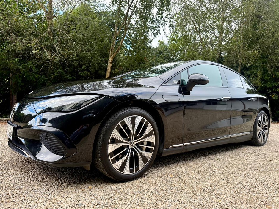 2023 Mercedes-Benz EQE 300 *Up to 600 km Range…Huge Specification* €44,950