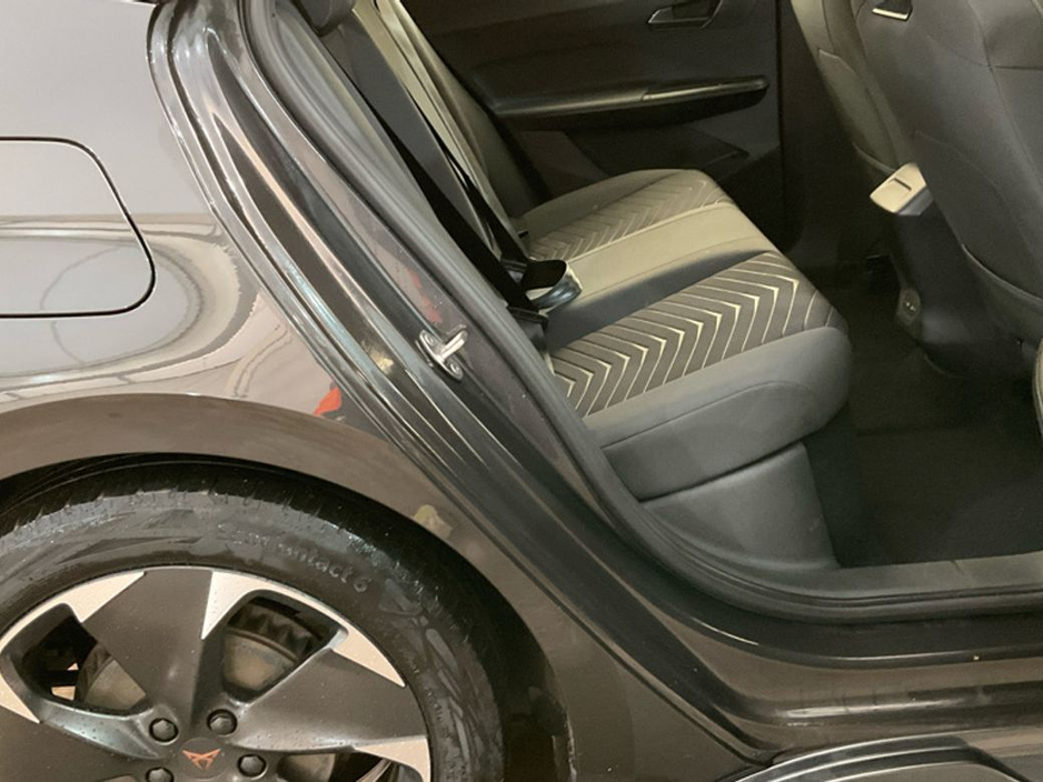 2023 Cupra Born 58KWH * AS NEW CAR * // VERY LOW MILEAGE // 360 SURROUND PARKING CAMERAS // DIGITAL CLUSTER €23,900