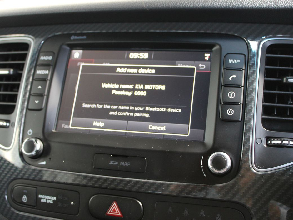 2017 Kia Carens 7 Seater EX 5DR €13,999