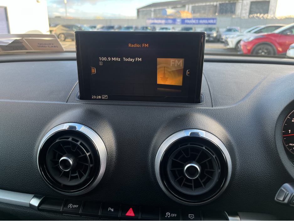 2020 Audi A3 SE HATCHBACK AUTOMATIC 1.4 PETROL //LOW MILES//ADAPTIVE CRUISE CONTROL//BLIND SPOT WARNING//KEYLESS ENTRY//REVERSE CAMERA// €21,950