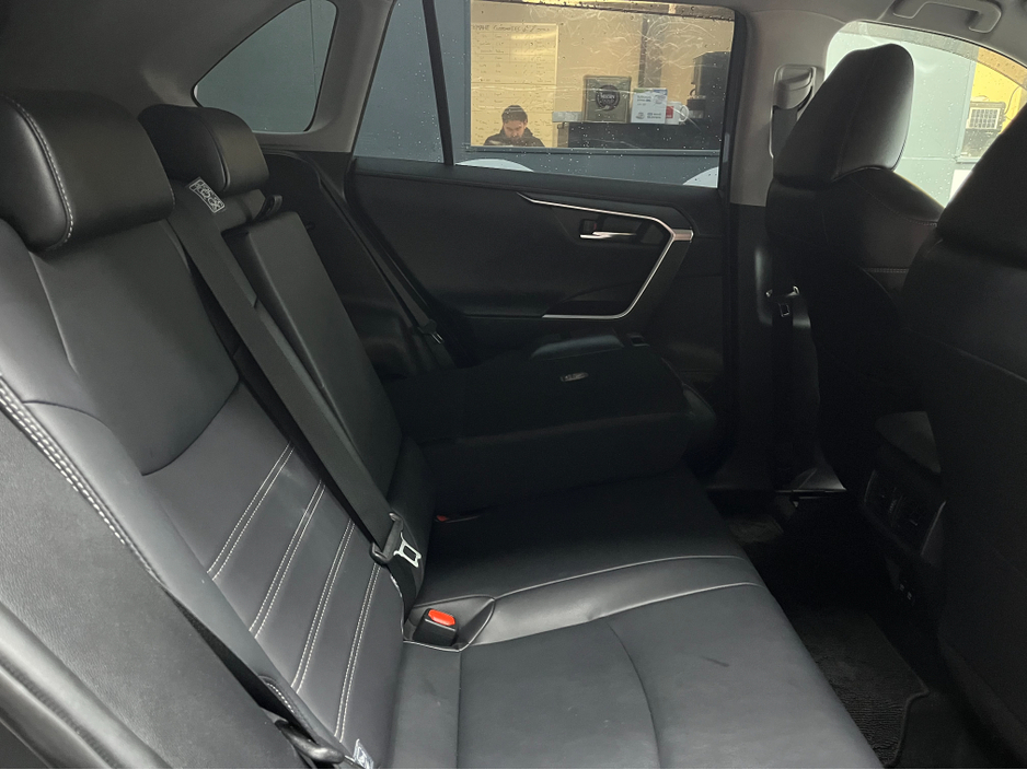 2020 Toyota Rav4 €30950! 2020 TOYOTA RAV4 HYBRID G 2.5 AUTOMATIC / CRUISE CONTROL / REVERSE CAMERA / ELECTRIC MEMORY & HEATED SEATS / HEATED STEERING WHEEL €30,950