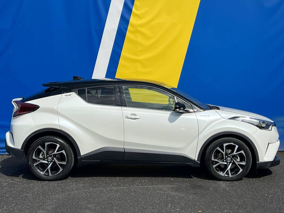 2018 Toyota C-HR 1.8 HYBRID AUTO // HEATED SEATS // 2 YEAR NCT // 18" DIAMOND CUT ALLOYS €20,750