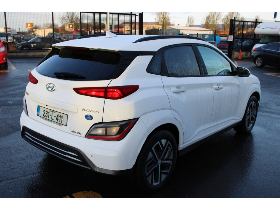 2023 Hyundai Kona Kona EV Executive 39 kWh €20,950