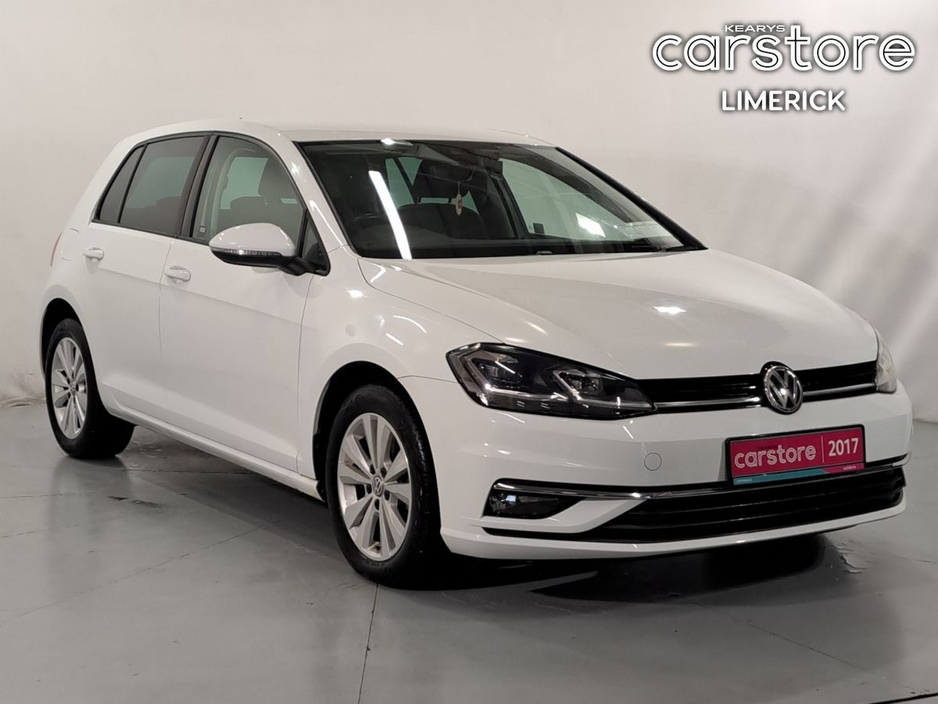 2017 Volkswagen Golf  €17,880