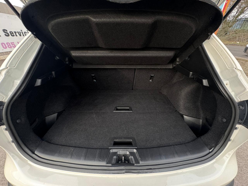 2015 Nissan Qashqai 1.5 DCI 110PS 5DR N-TEC+ €10,800