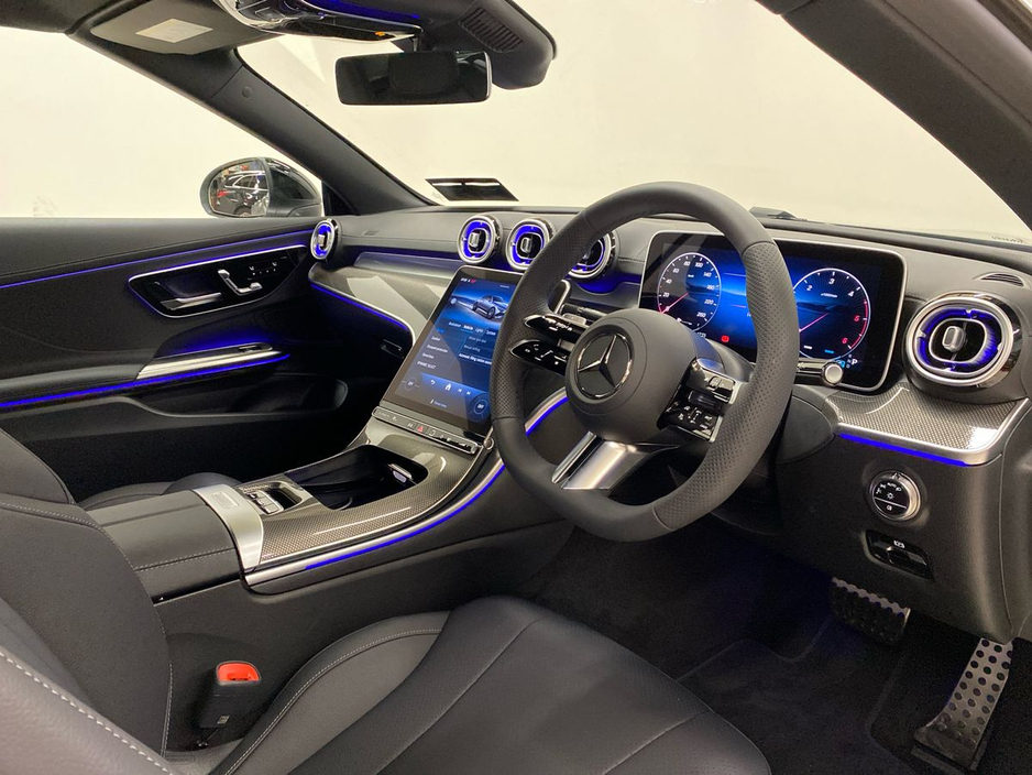 2026 Mercedes-Benz CLE CLE 220 d Cabriolet AMG Line Premium | Heated Seats, 360-degree Reversing Camera €95,432