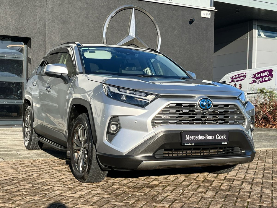 2023 Toyota Rav4 2.5 Hybrid AWD-i Platinum €44,950