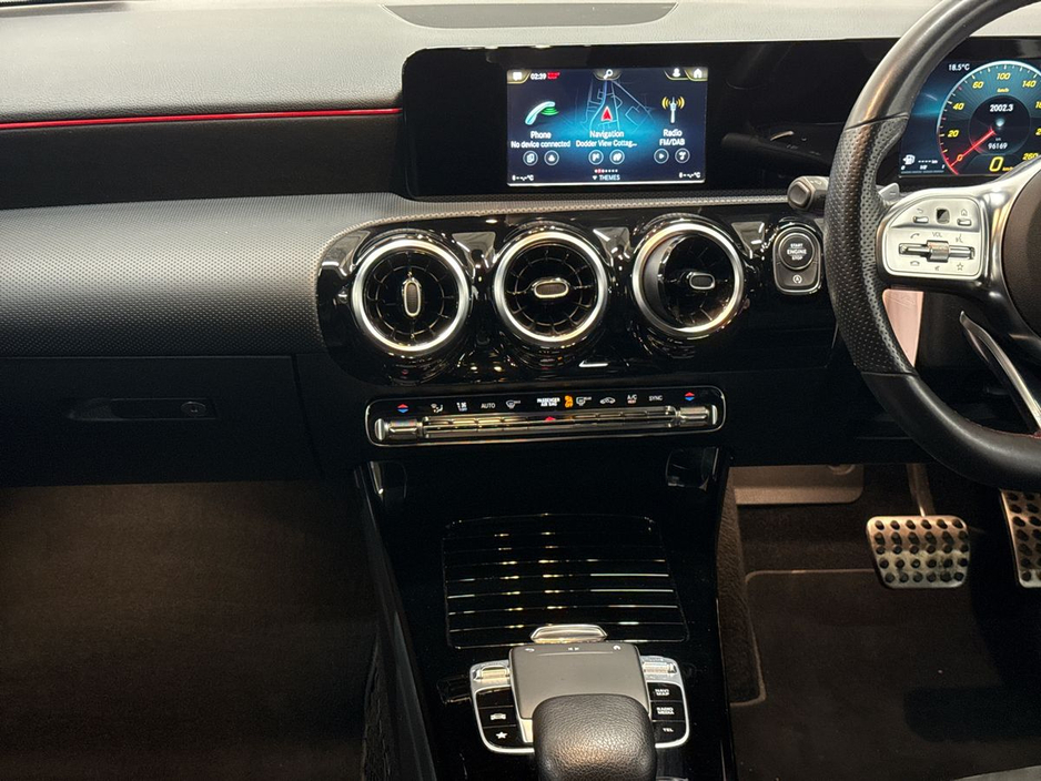 2019 Mercedes-Benz A Class A 180 d AMG LINE A/T | Reversing Camera, Sports seats €25,950